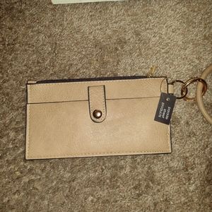 Wristlet wallet